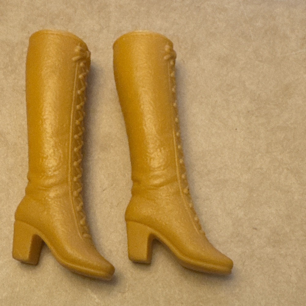 Barbie Mattel Francie Soft Squishy Khaki Boots 1970's Taiwan
